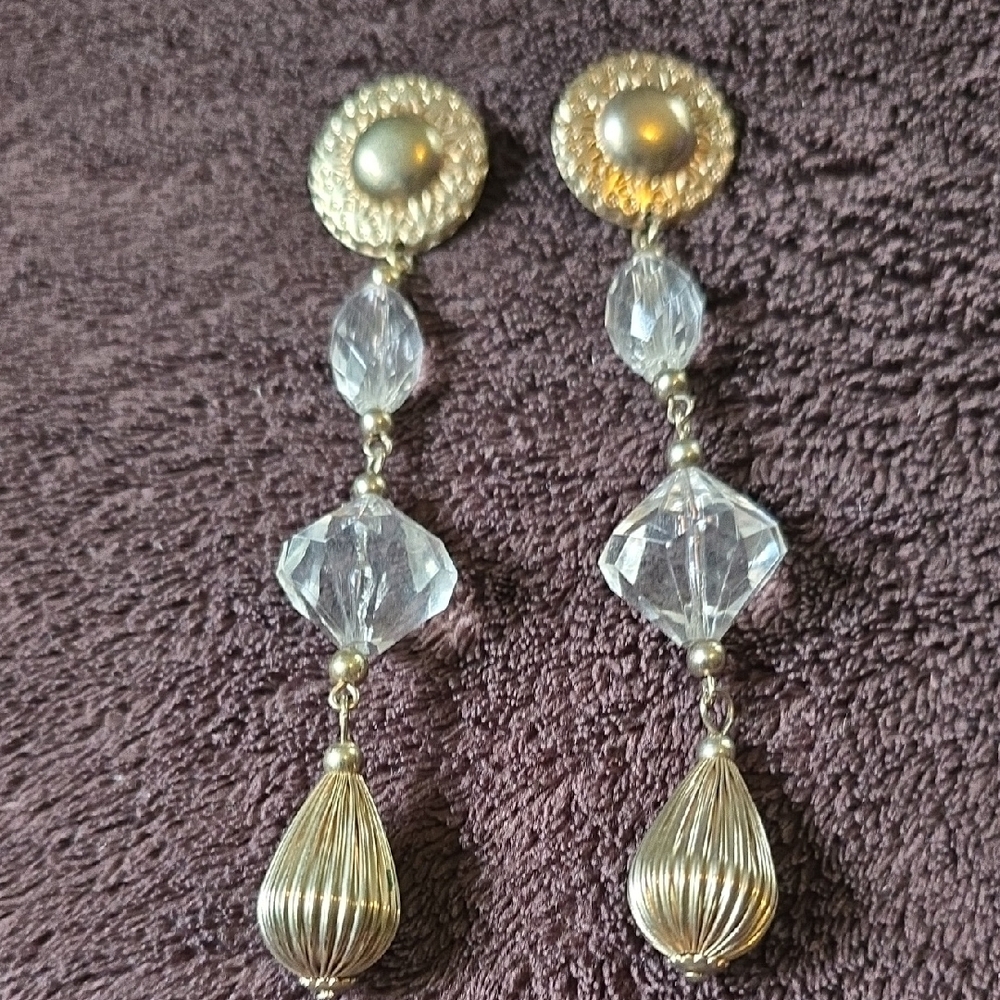 EUC- Vintage Gold-Tone Crystal Drop Earrings - Elegant Women’s Jewelry